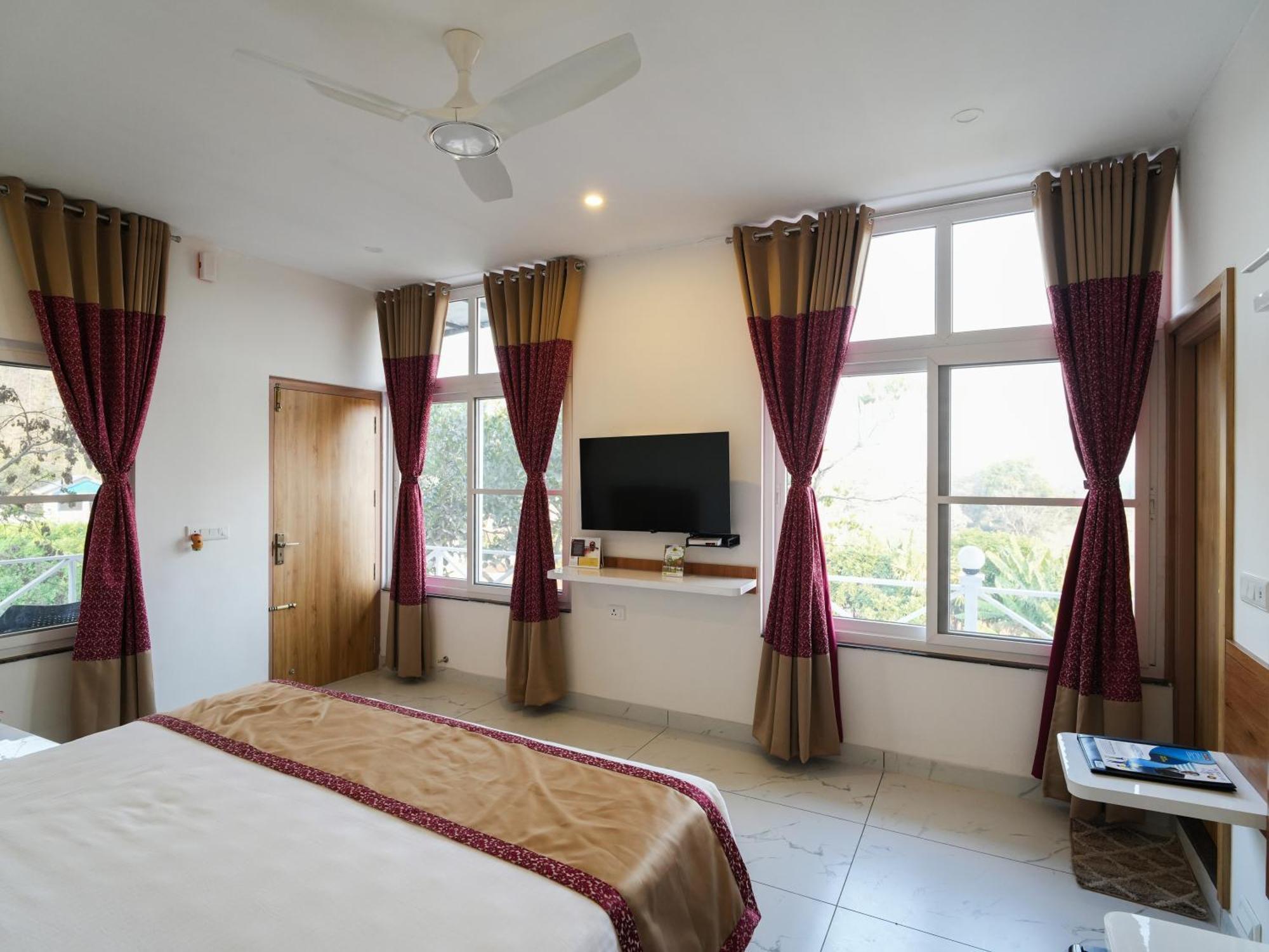 Mgm Whispering Wind'S Yelagiri Hotel Eksteriør billede