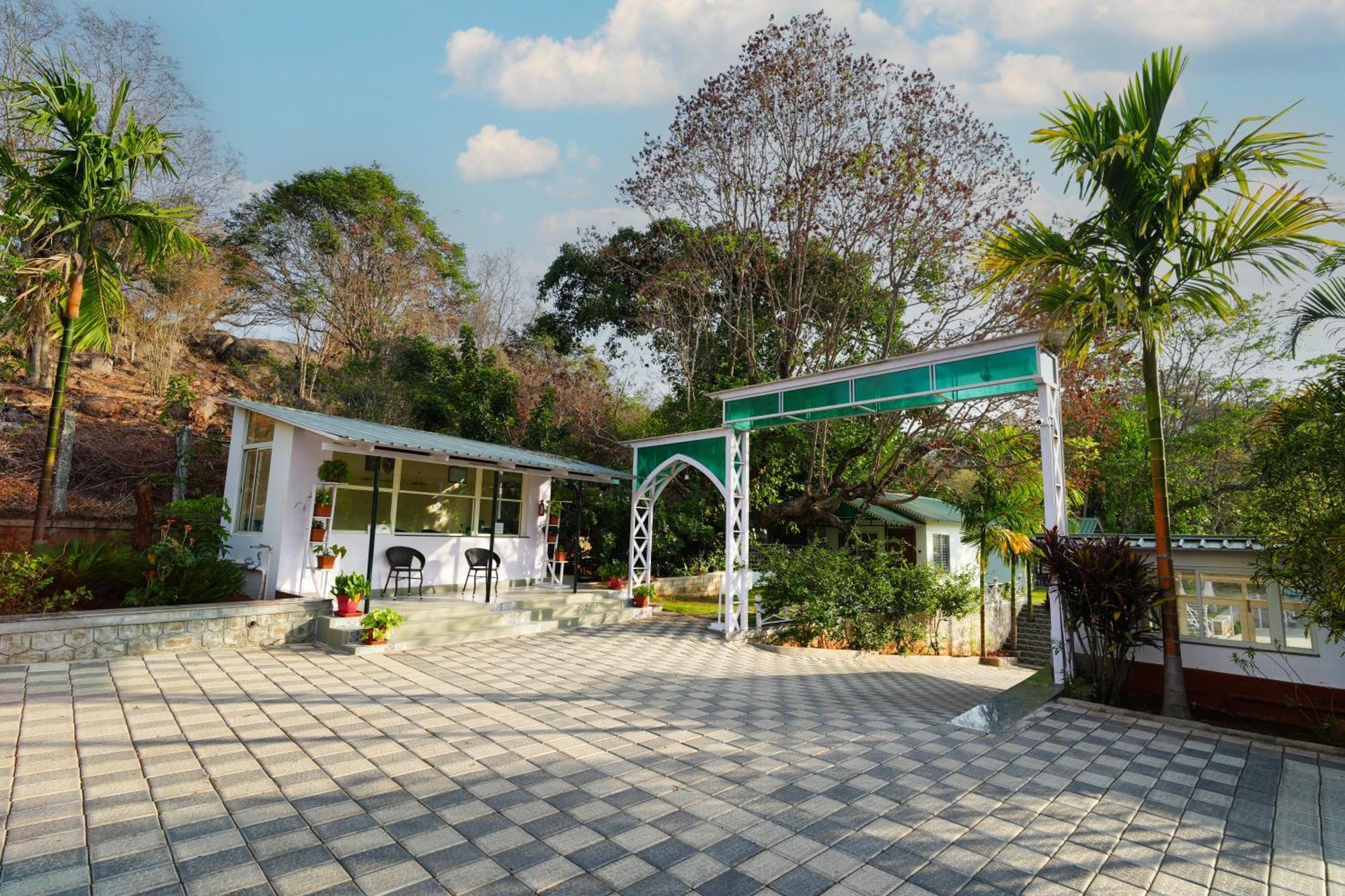 Mgm Whispering Wind'S Yelagiri Hotel Eksteriør billede